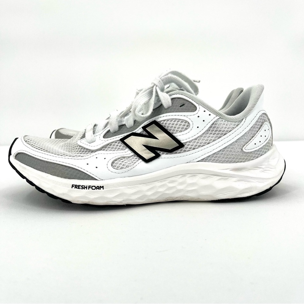New Balance Women's Fresh Foam Arishi Tiralux v4 White Silver Metallic Black